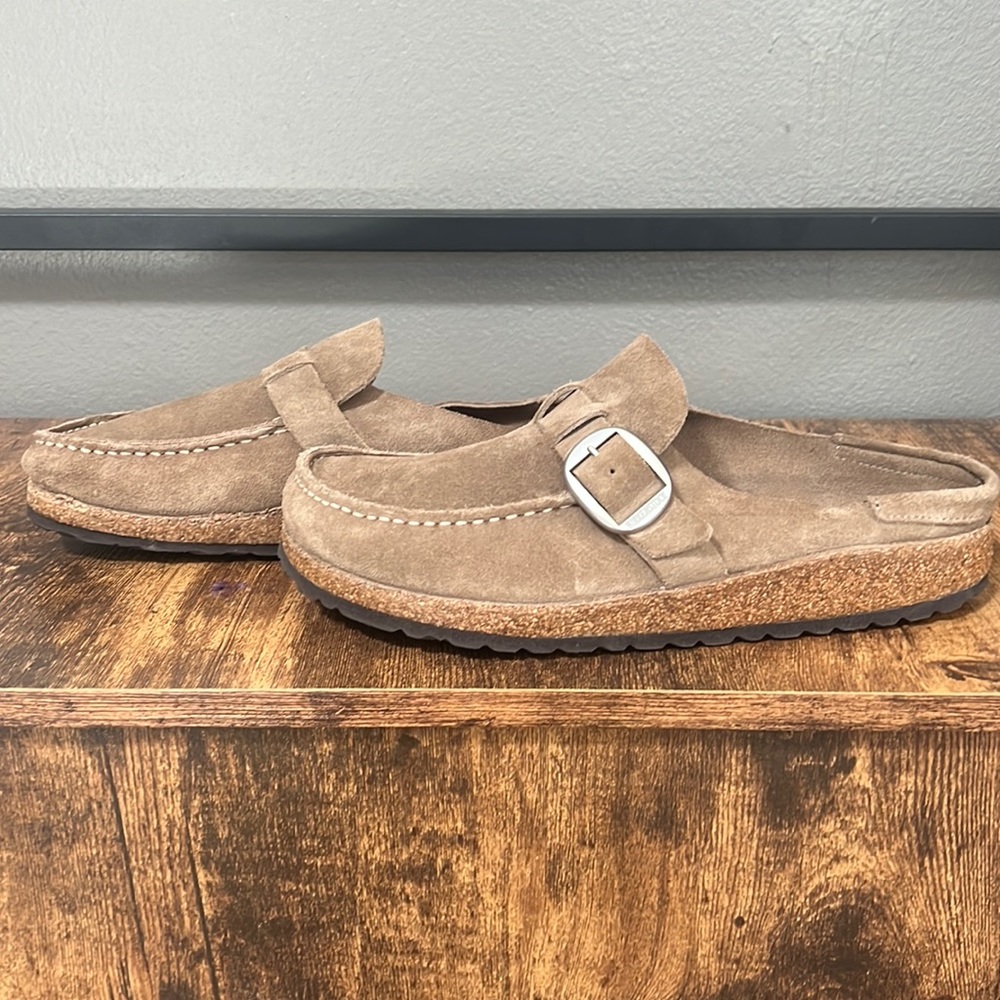 BIRKENSTOCK BUCKLEY CLOG - WOMEN'S Size 42